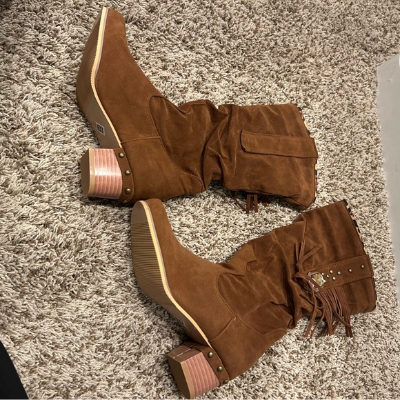 Brown Suede Women's Boots - Picture 6 of 13